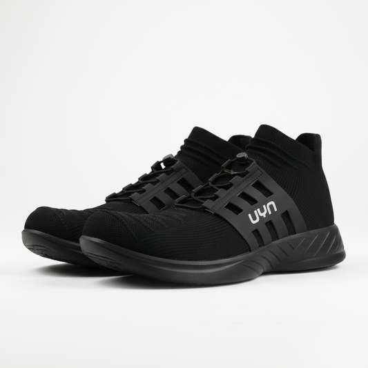 Sneaker UYN total black con fascia tecnica