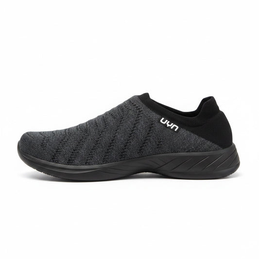 Scarpa con rinforzo posteriore in lana UYN - Nero