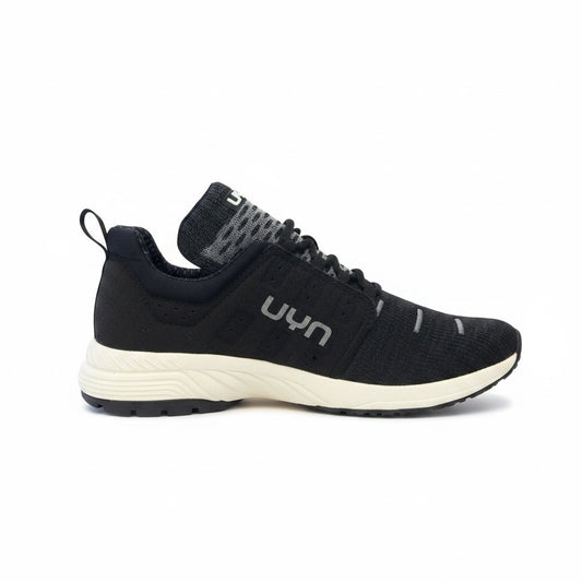 Sneakers nera UYN